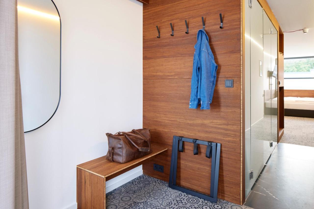 Tin Inn Montabaur L Einfach Gut - Das Hotel Aus Hochwertig Ausgebauten Ueberseecontainern Extérieur photo